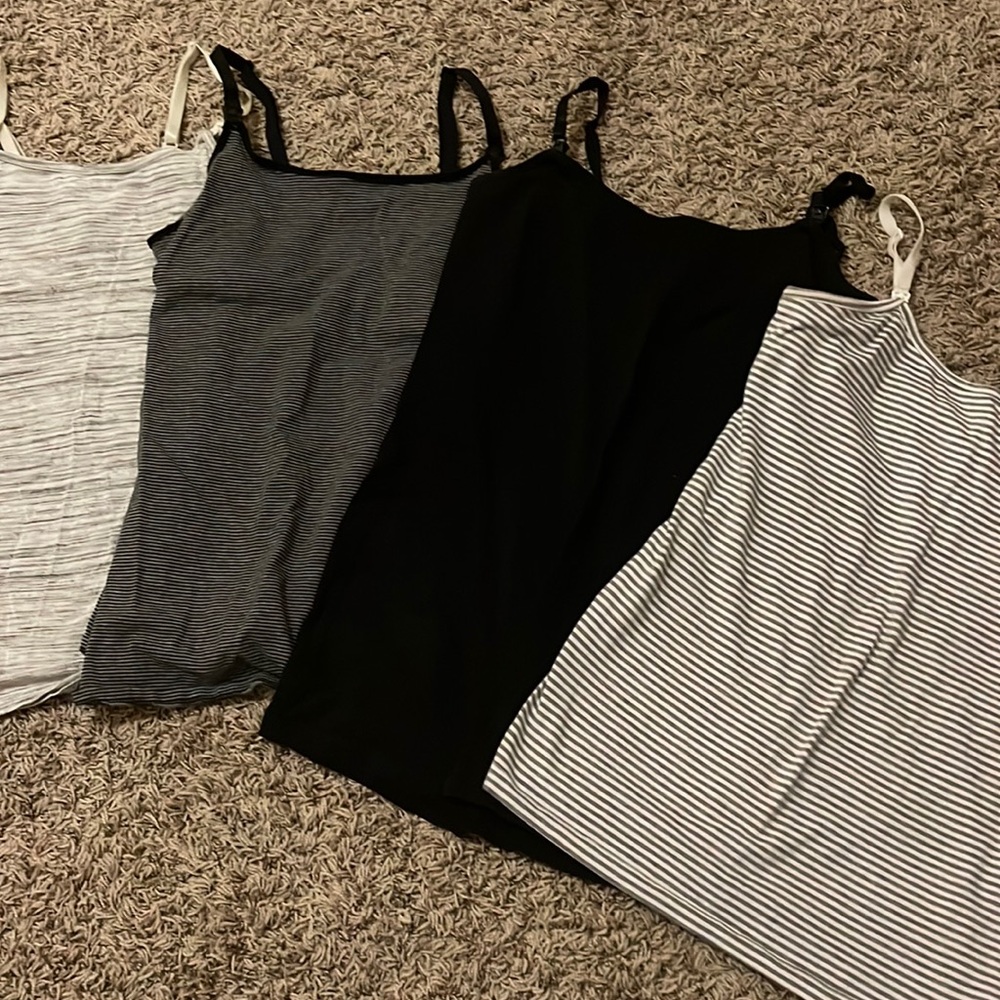 Lot of 4 Nursing Tanks
